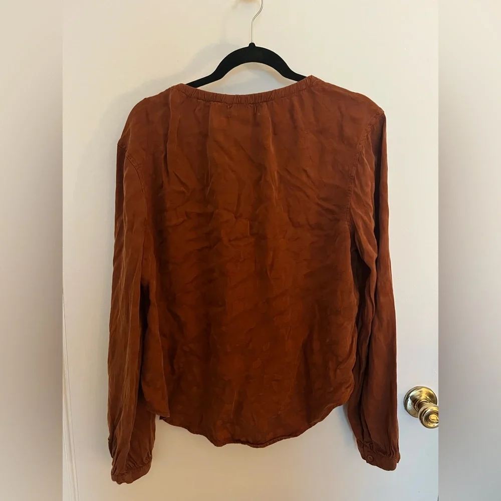 Anthropologie Cloth & Stone Orange Long Sleeve Elastic Neck Buttondown Top - Picture 10 of 10